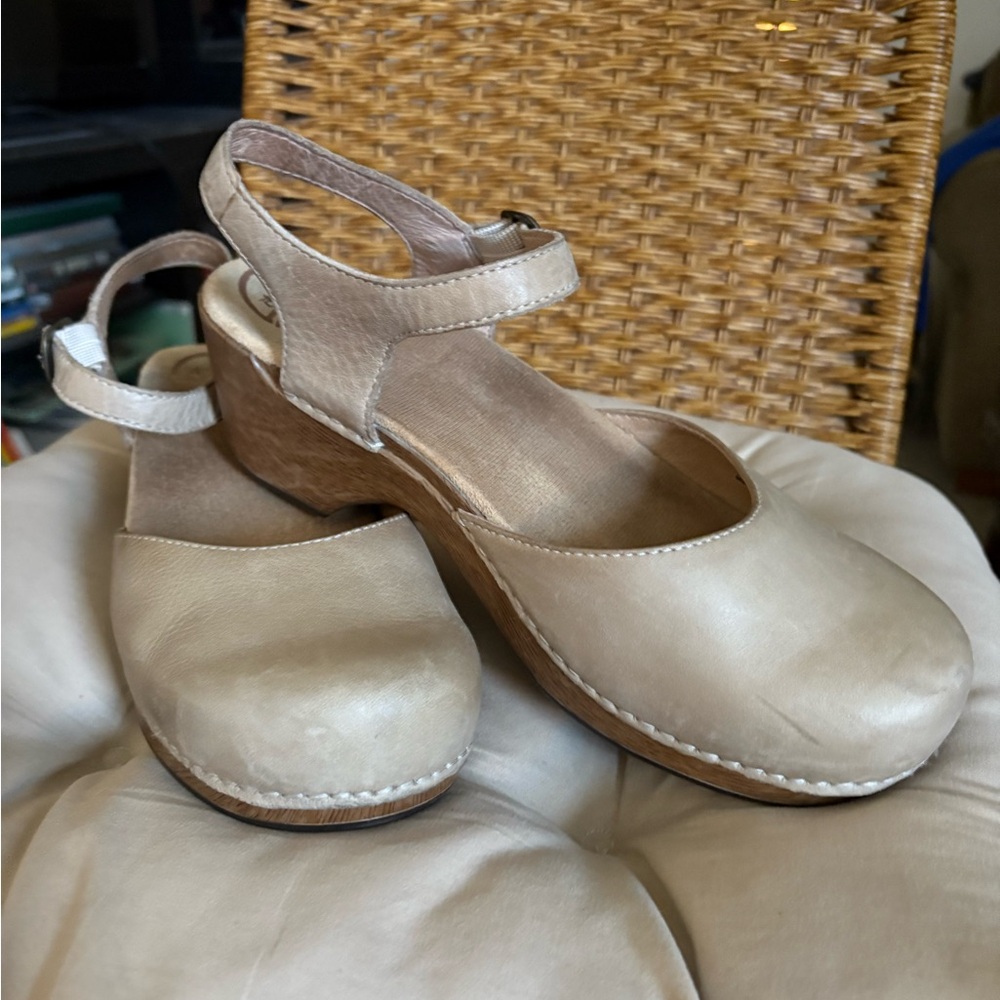 Dansko Tan Leather Mules - Picture 2 of 16